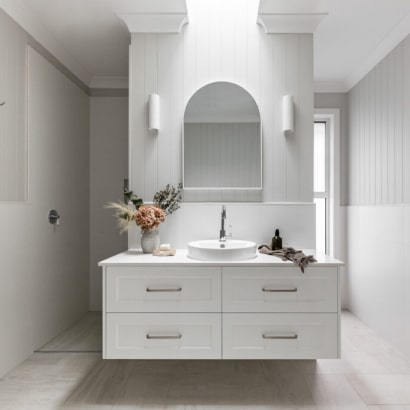 ustom bathroom mirror installed by Elite Shower Doors and Mirrors in Cape Coral